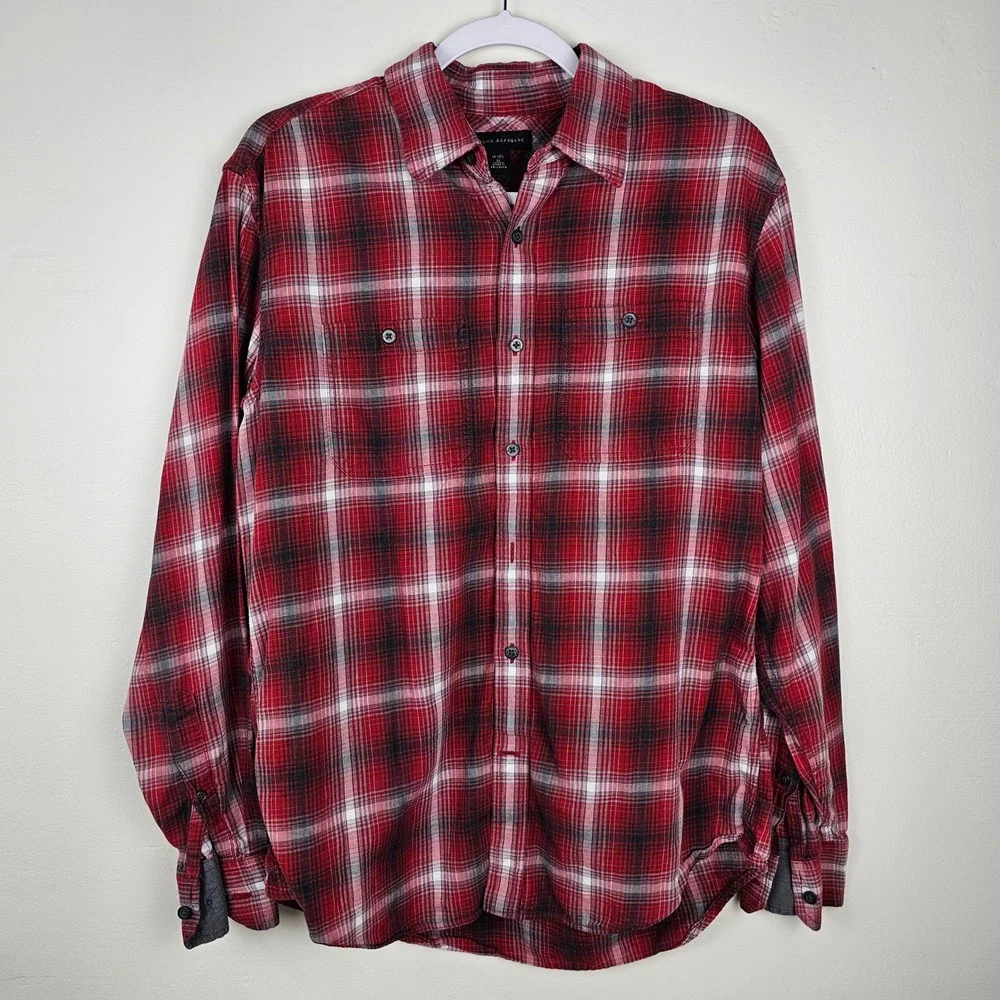 Banana Republic Shirt Mens M Red Plaid Flannel Button Down Long Sleeve Cotton